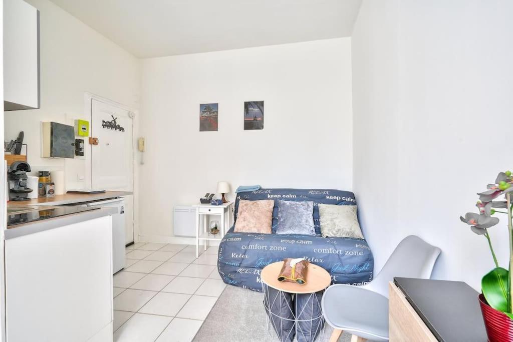 Magnificent Studio Near Paris กลีชี ภายนอก รูปภาพ